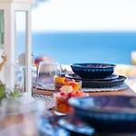 فيلة Il Sogno A Dream With Open Eyes, Seafront