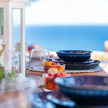 Vila Il Sogno A Dream With Open Eyes, Seafront
